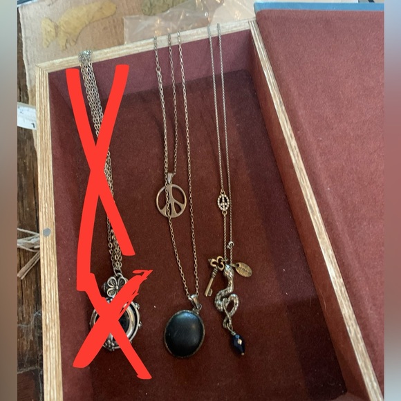 LUCKY BRAND Necklaces x2 double peace sign pendant & snake pendant necklaces - Picture 5 of 8